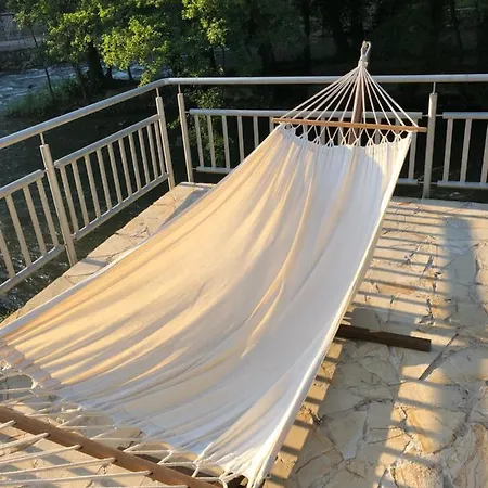 River Island Torlakovac